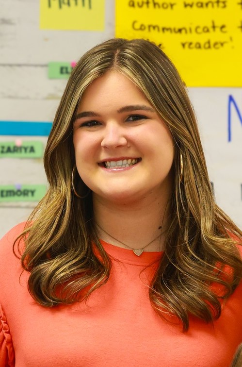 profile photo of Maddy Fox